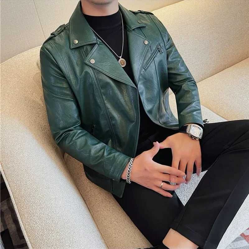 Men High Quality Faux Leather Jacket Vintage Oblique Zipper Slim Fit Motorcycle Outwear Male Autumn Winter PU Leather CoatsT251204
