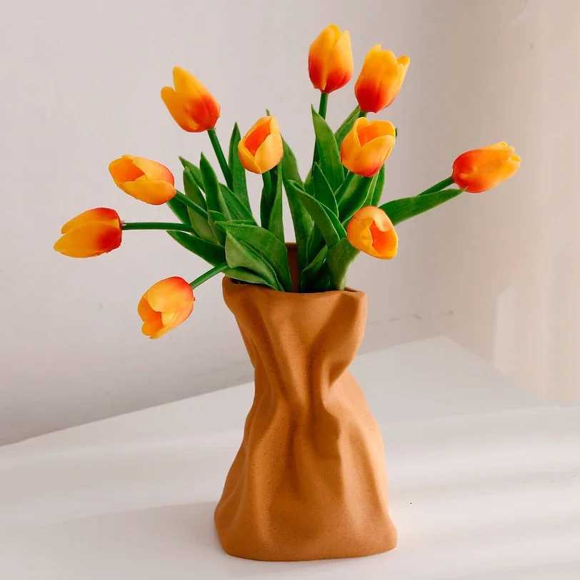 Ceramic Vase Flower Vase Crinkle Paper Bag Shape Ceramic Vase Art Decorative Flower Vase for Wedding Dinning Bookshelf H251204