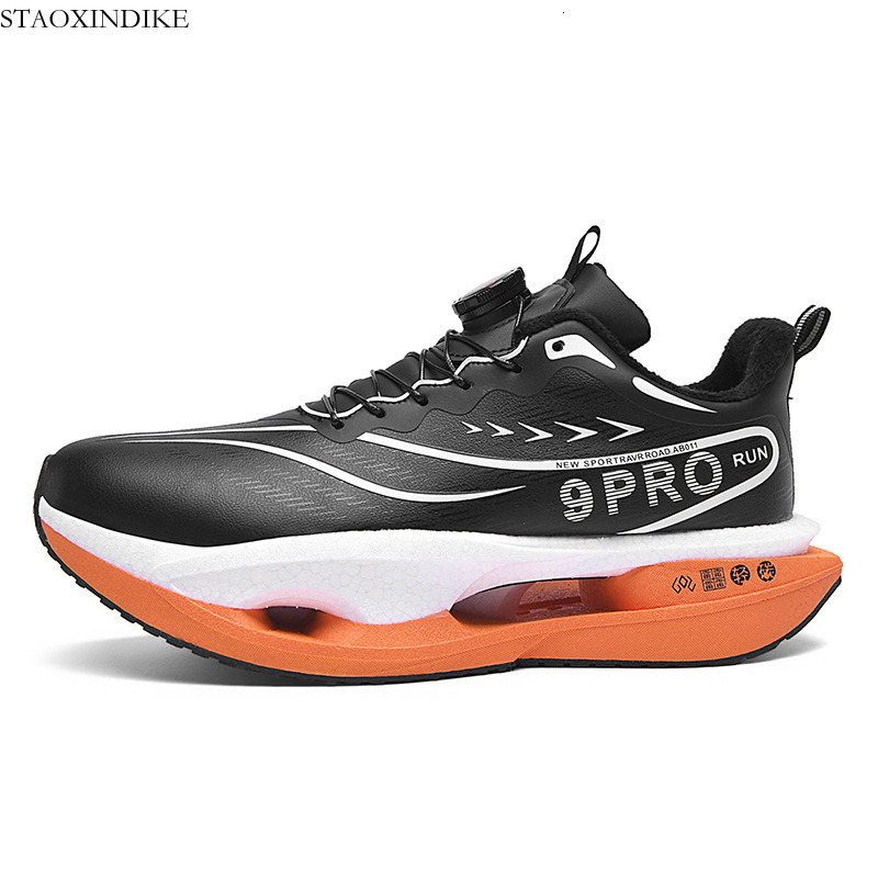 Winter New Leather Surface Fleece-Lined Warm Knob Buckle Sports Shoes Parent-Child Real Carbon Plate Soft Sole Rebound Cushioning Running Shoes