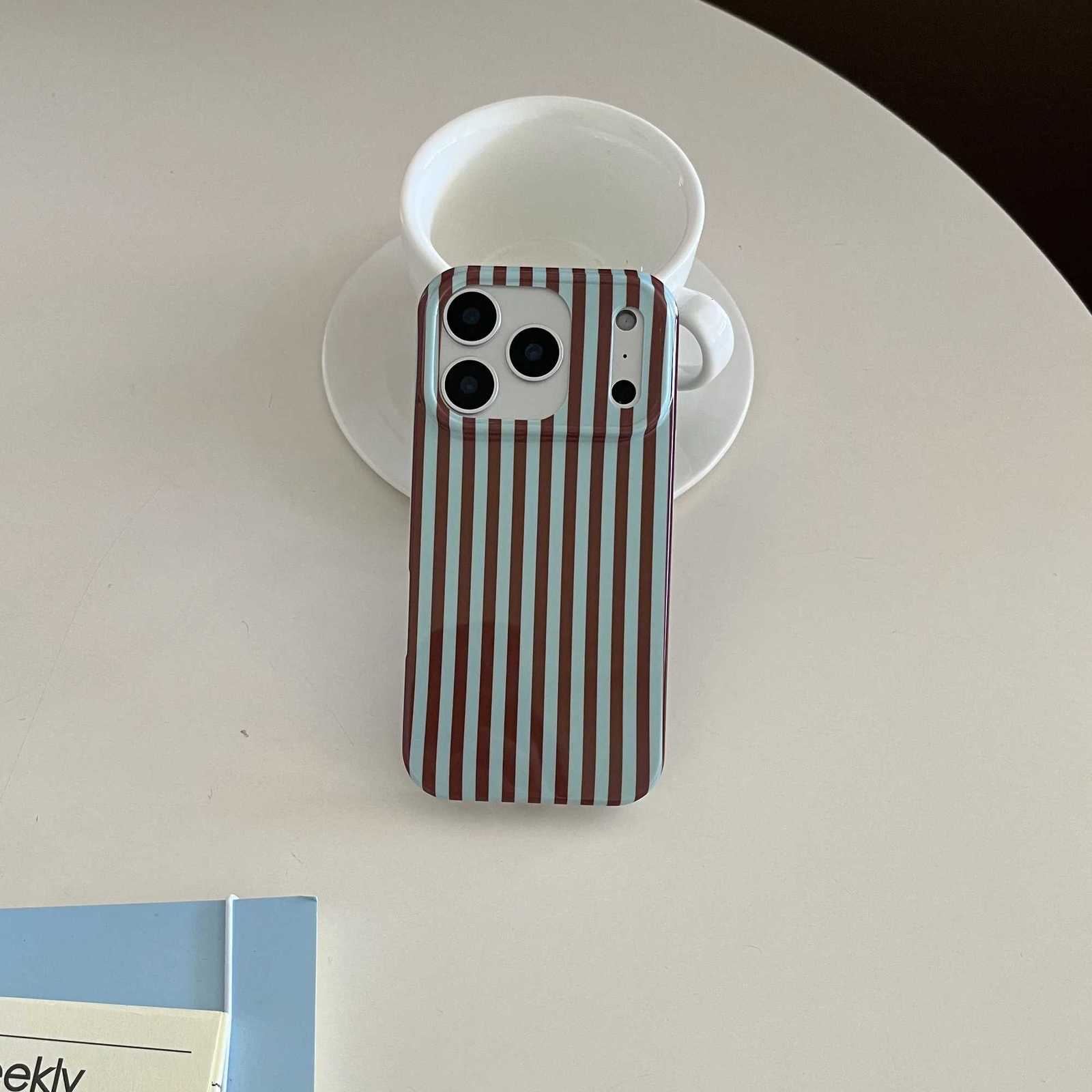 Korean INS Mti-color Stripes Protective Chic Phone Case for iPhone 17 16 15 14 13 Pro Max Back Phone Cover Capa H251203