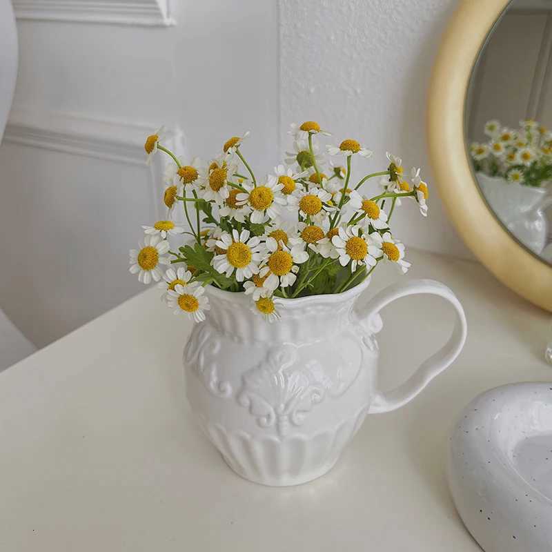 Fashion Retro Ceramic Vase Living Ro Desktop Decoration White Milk Pot Vase He Decoration H251204