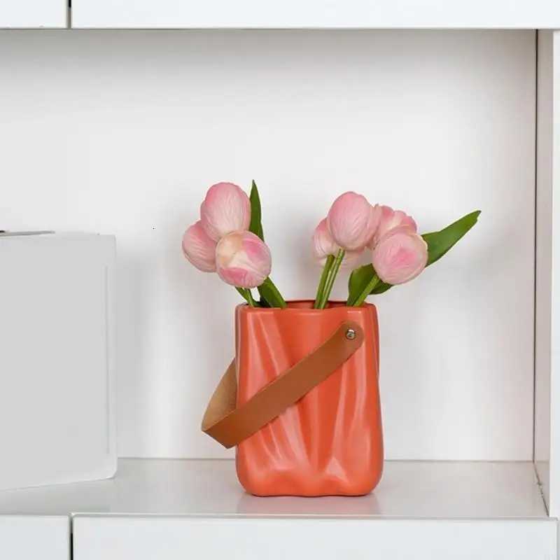 Creative Handbag Vase Plastic Flower Vase Easy To Clean And Use Flower Arrangement Vase For He Decoration Enthusiast H251204
