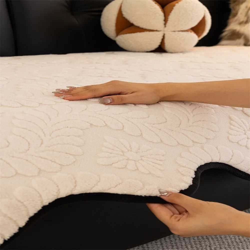 Vintage High-end Straight Sofa Cushion Autumn and Winter Plush Leather Sofa Special Cushion Fixed Anti-slip Cover Cloth M251204 - view 4