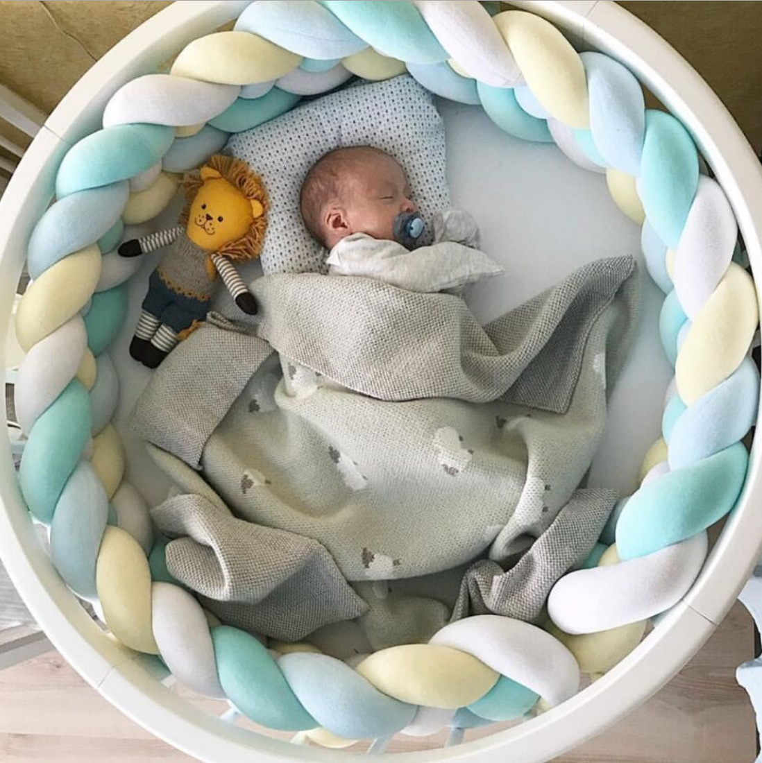 Four-Strand Danish Braided Long Knot Pillow Knot Ball Braided Childrens Room Anti-Collision Strip Bed Bumper Braid 211025