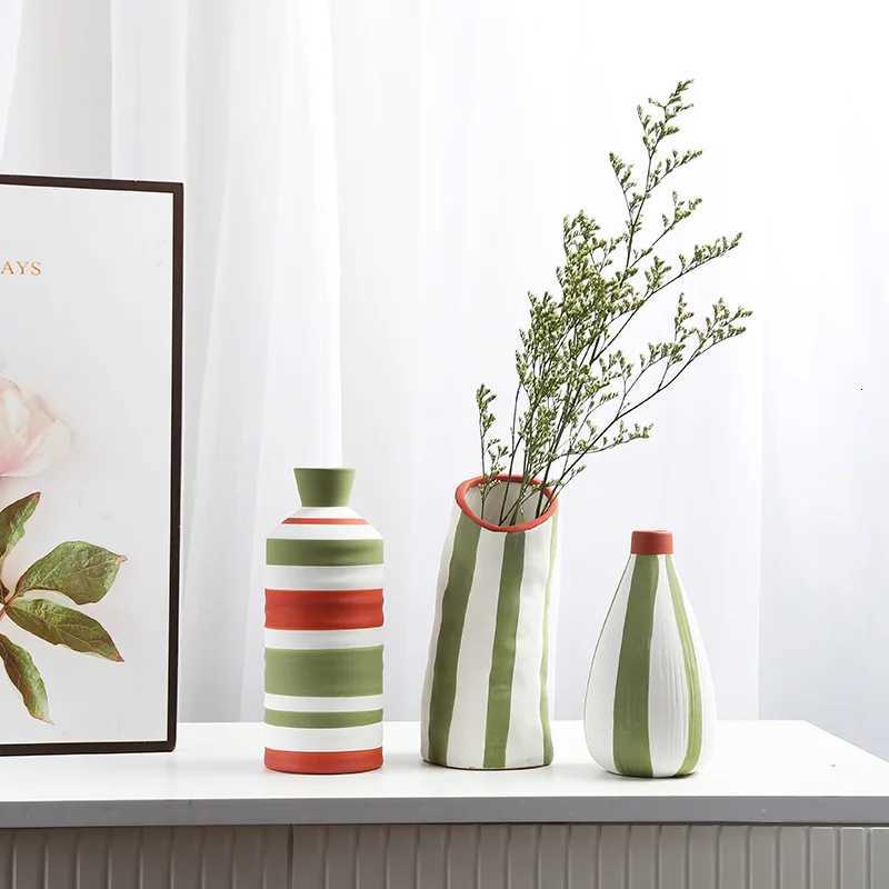 Hand-painted ceramic vase he modern Nordic geetric lines stu desktop ceramic vase ornaments H251204