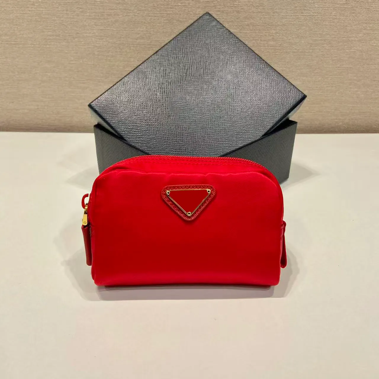 Designer Cosmetic Metal Label Brand Storage Bag Multifunctional Makeup Brush Large Capacity Lightweight With Zipper Multi Colors