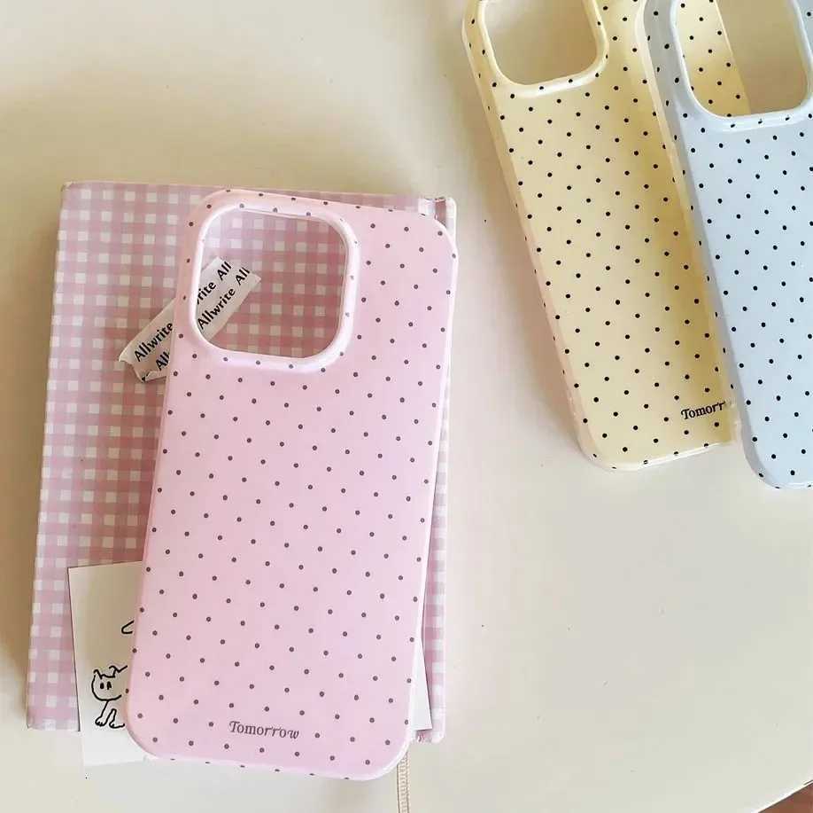 INS Polka Dot Small Fresh Phone Case for iPhone 17 16 15 14 13 12 11 Air Pro Max X XS XR XSMax 8 Plus Glossy Film Hard PC Cover H251203