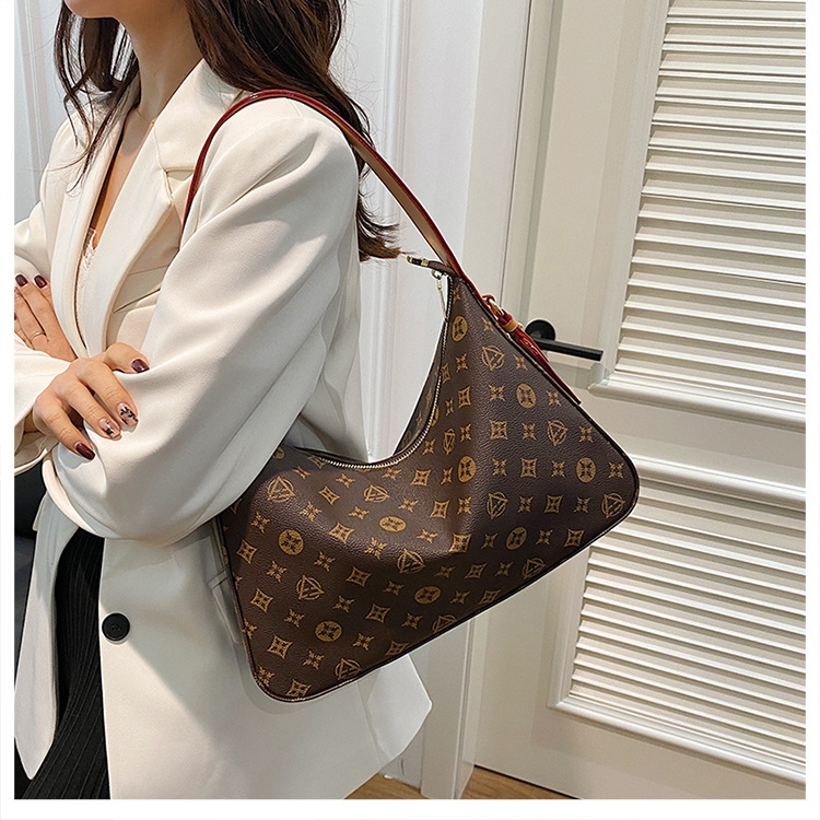Designer bags free shipping Retro printed tote bag fashionable underarm bag soft leather elegant single shoulder bag coffee color women