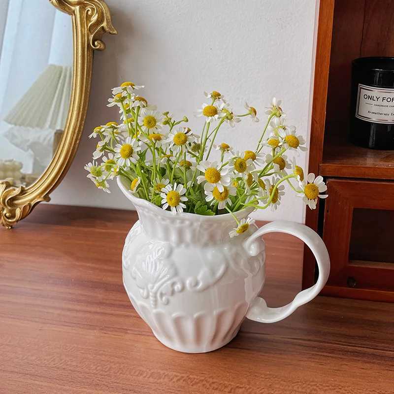 Fashion Retro Ceramic Vase Living Ro Desktop Decoration White Milk Pot Vase He Decoration H251204