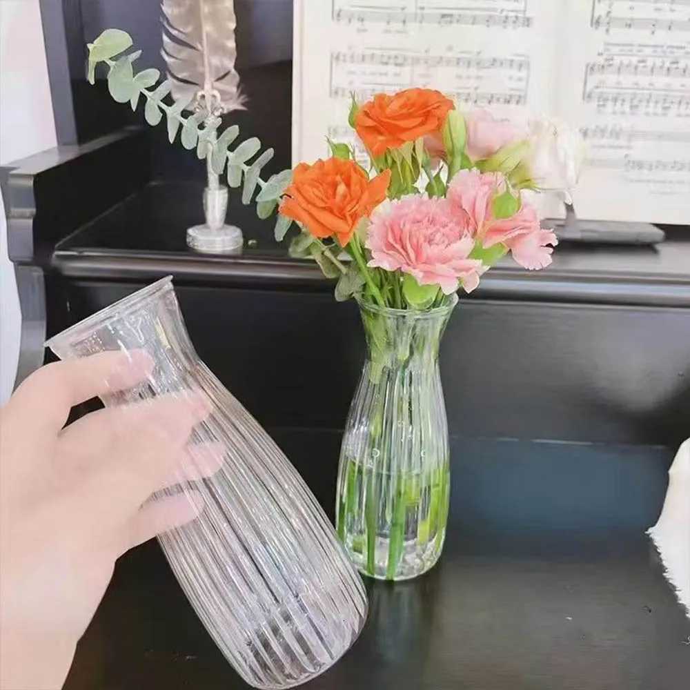 Nordic Transparent Plastic Vase Flower Arrangement Container Creative Hydroponic Plant Flower Vases He Living Ro Desk Decor H251204