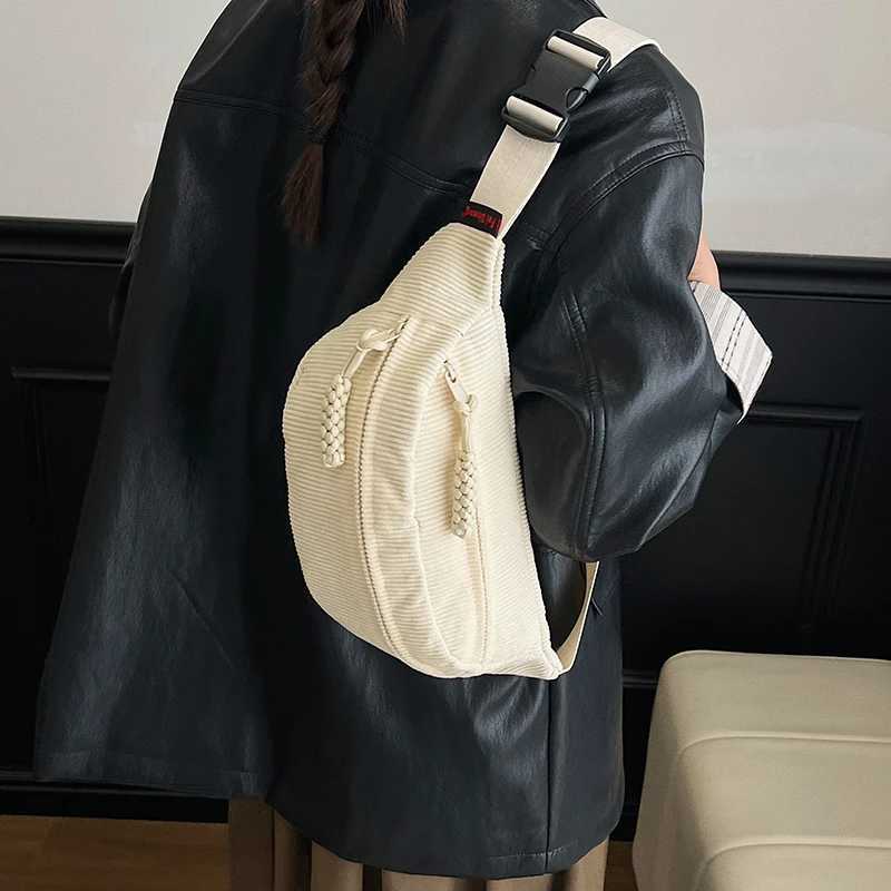 New banana womens chest bag corssbody bags female waist belt bag ladeis handbags large capacity shoulder Sling bags trend 2025T251204