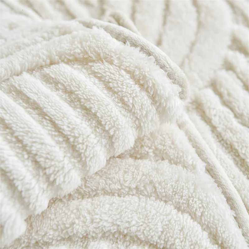 Shu Cotton Velvet Jacquard Sofa Cushion Winter Thickeneded Cover Soft and Comfortable Modern Simple Wind Cover Cat Cushion Plush Sofa Cover M251204 - view 6