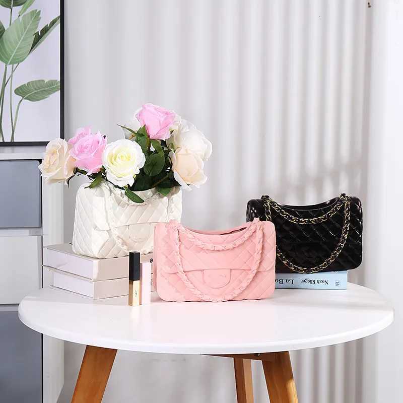 Handmade Resin Luxury Handbag Shaped Planter Bag Flower Vase Mtiple Handbag Vase Girl Gift H251204