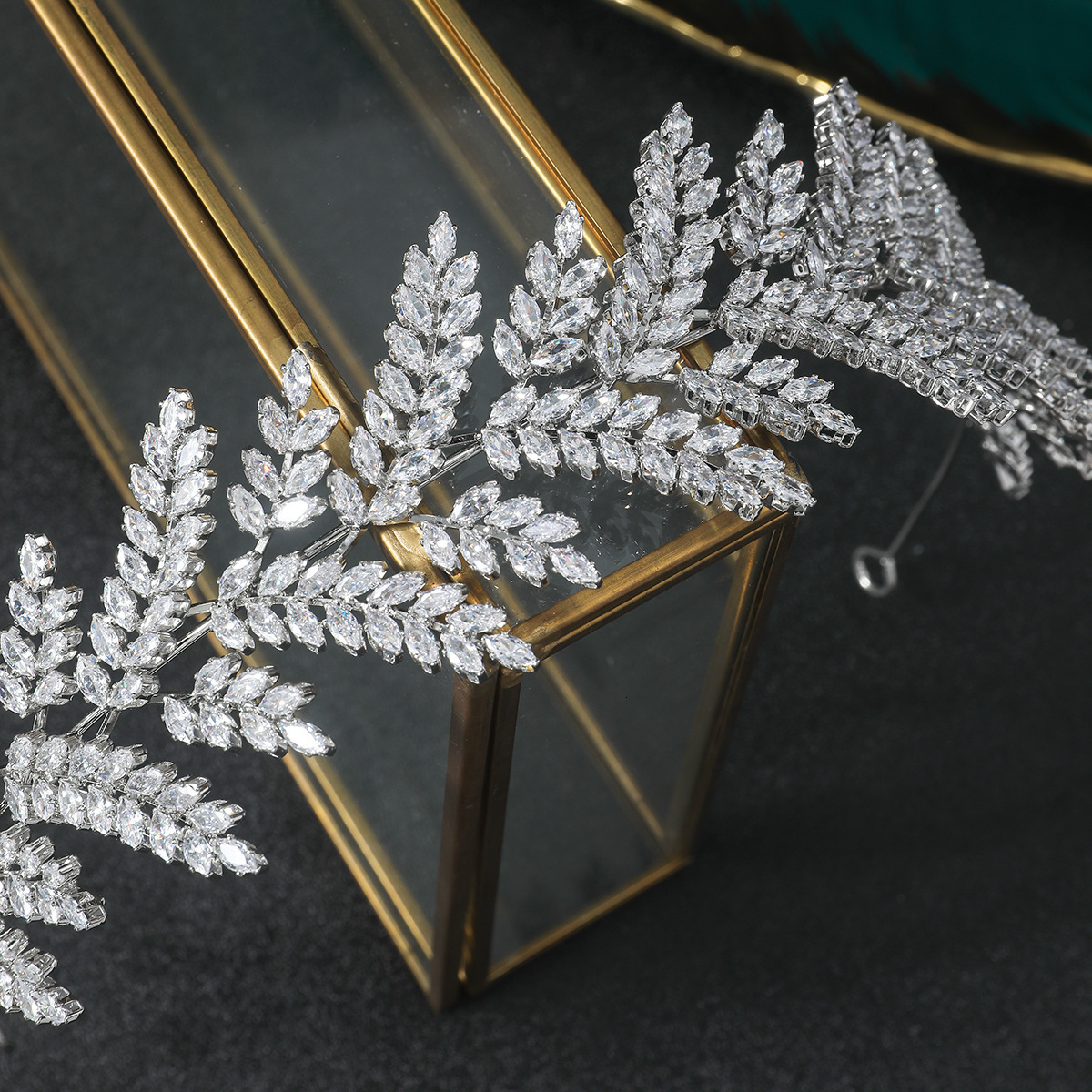 Wedding Hair Jewelry Fashion Bride Headband Crystal Leaf Hair Band ASNORA Bridal Crown Tiaras Hair Accessories Wedding Wedding Accessories A01006 2311