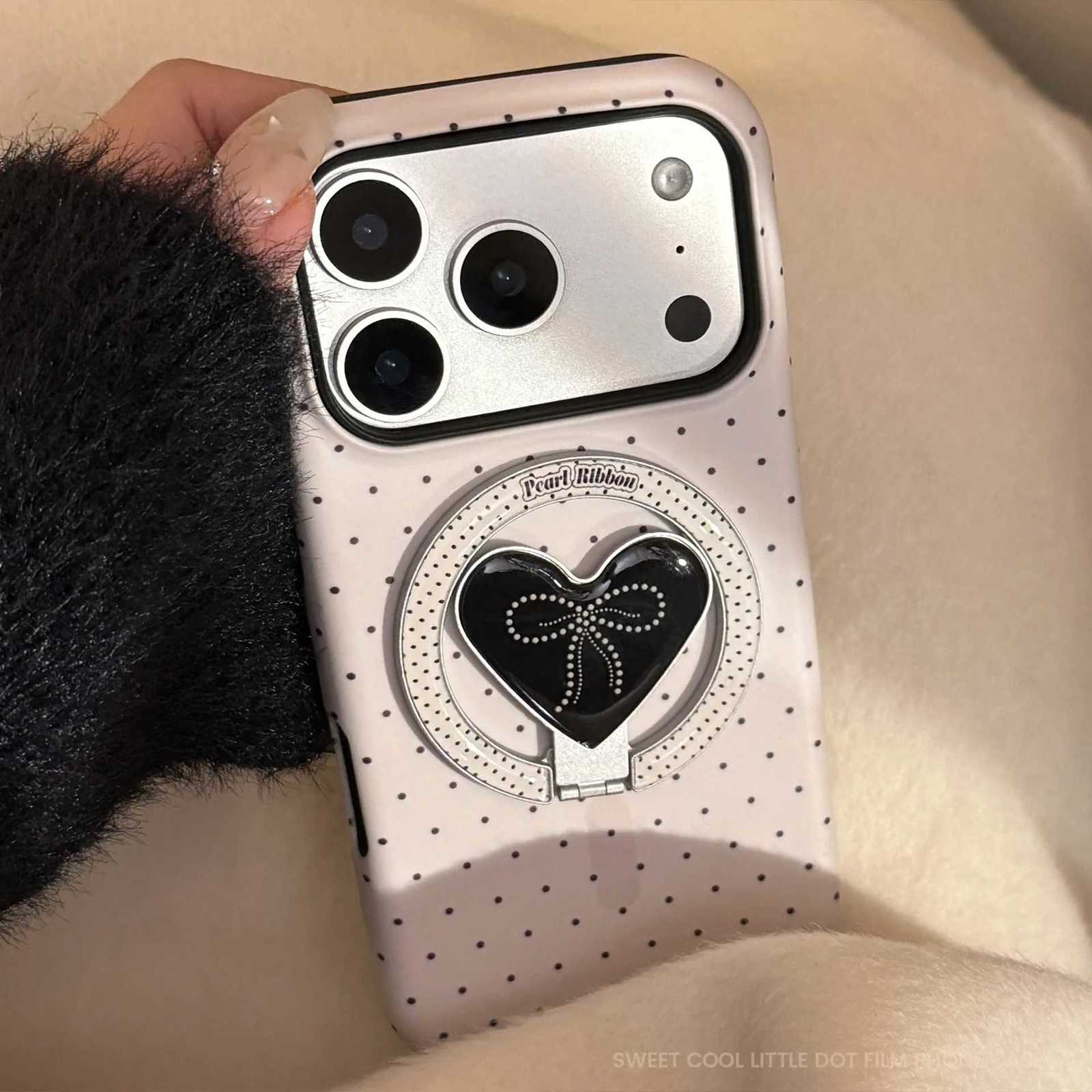 Korean Polka Dots Love Bracket Magnetic Phone Case for iPhone 17 Air 16 15 14 13 12 mini 11 Pro Max Shockproof Hard Cover H251203