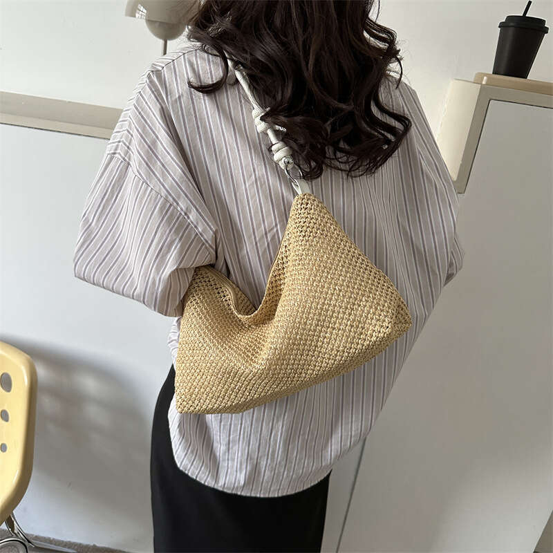 Handheld Commuter 2023 Spring New Shoulder Minimalist Casual Large Capacity Woven Bag