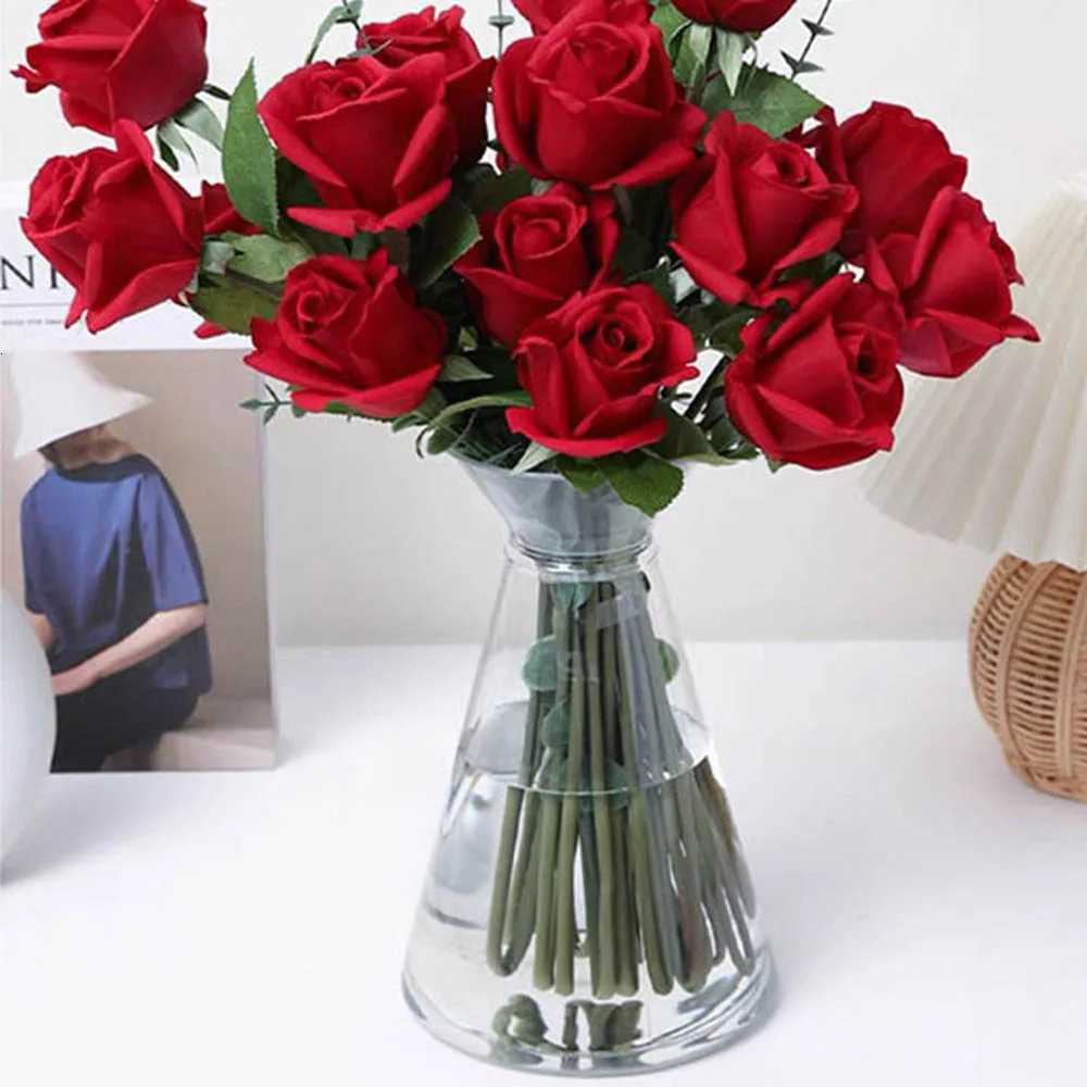 Nordic Transparent Plastic Vase Flower Arrangement Container Creative Hydroponic Plant Flower Vases He Living Ro Desk Decor H251204