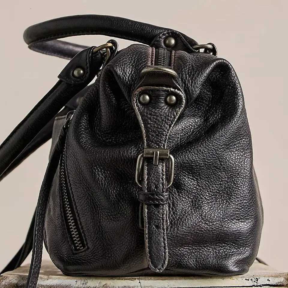 Emerson Tote Bag Womens Vintage Handbag New Fashion Moto Bag with Straps Luxury Design Shoulder Bag for Everyday Style Chic K251204