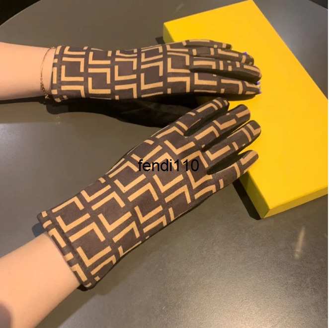 Five Fingers Gloves Womens Designer Chamois Leather Five Fingers Glove Fashion Gloves Plush Touch Screen Handschuhe For Winter Warm