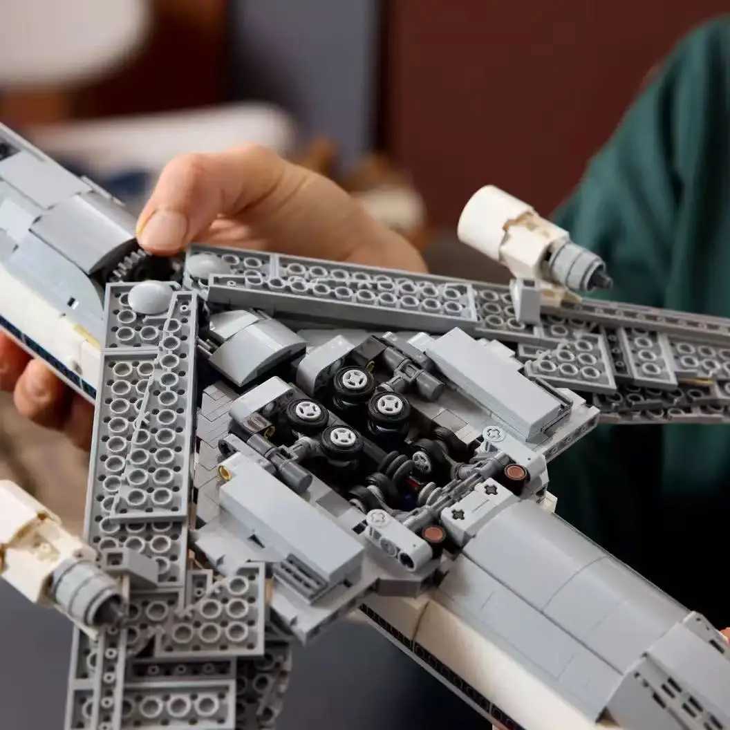 Moc new model 2417 transport aircraft 10360 building blocks suitable for childrens space airplane building blocks Y251204