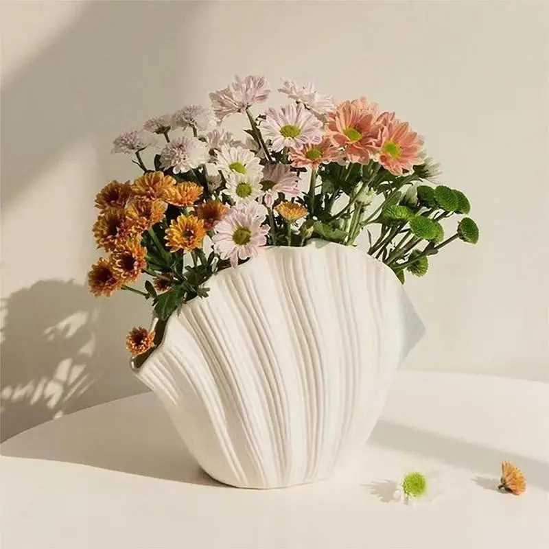 Ceramic Vase Sea Shell Shape Floral Arrangement Accessories Shell Flower Vase Ro Terrarium Decoration He Tabletop Ornaments H251204