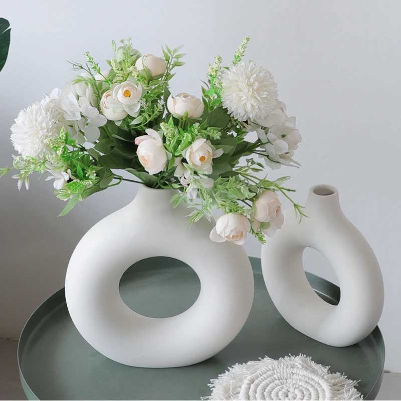 Nordic Plastic Flower Bottle Modern Style Circar Hollow Imitation Ceramic Fashion Living Ro He Off Desktop Decoration H251204