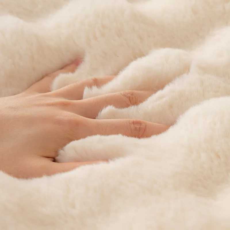 Rabbit Plush Sofa Cover Winter Thickening Warm Plush Cushions Non-Slip Living Room Leather Sofa Backrest Armrests Super Soft M251204 - view 3