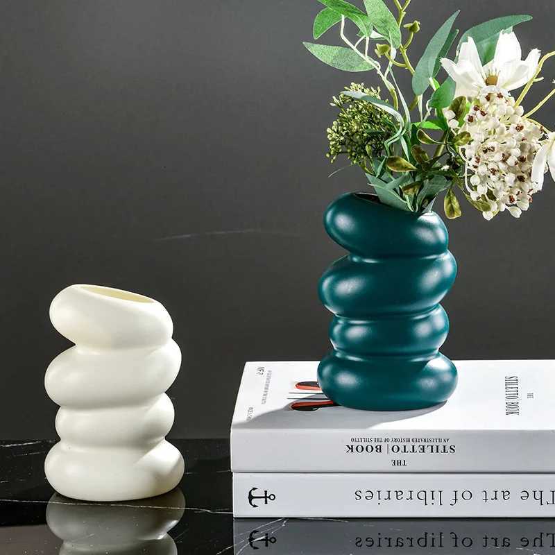 Plastic Spiral White Vase Nordic Creative Flower Arrangement Container For Kitchen Living Bedro He Decoration Ornament H251204