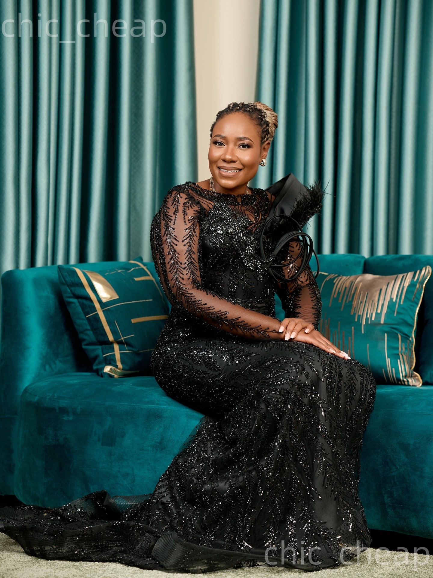 2026 Plus Size Mermaid Black Mother Of Bride Dresses Sheer Neck Sequined Full Sleeves Evening Party Mama's Dress Vintage Birthday Wedding Guest G