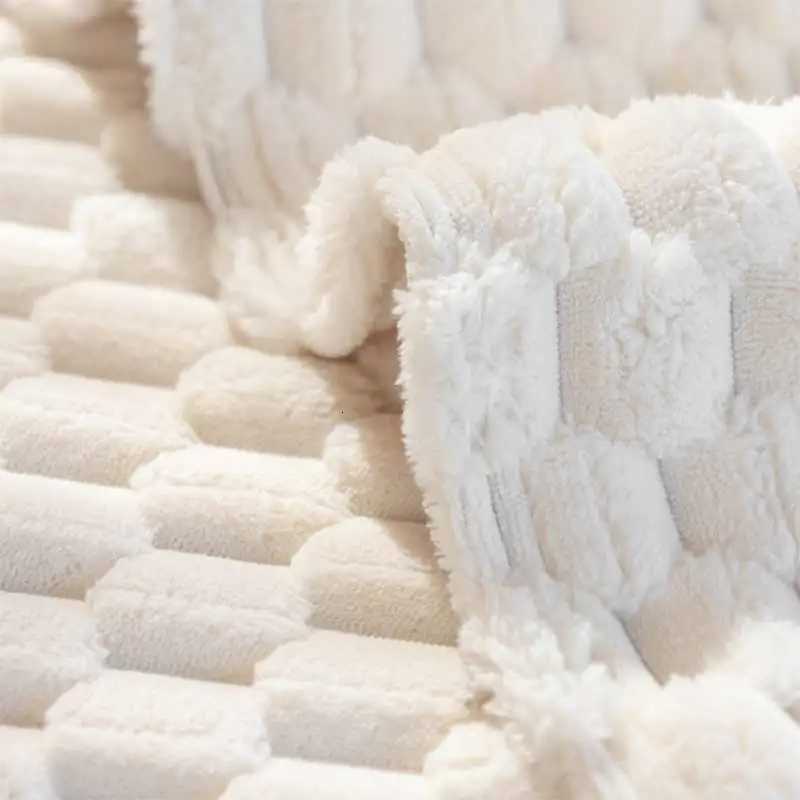 Luxury Imitation Rabbit Fur Sofa Cover Winter Warm Plush Couch Slipcover Towel for Living Room Sofa Cushion Home Decor Modern M251204 - view 5