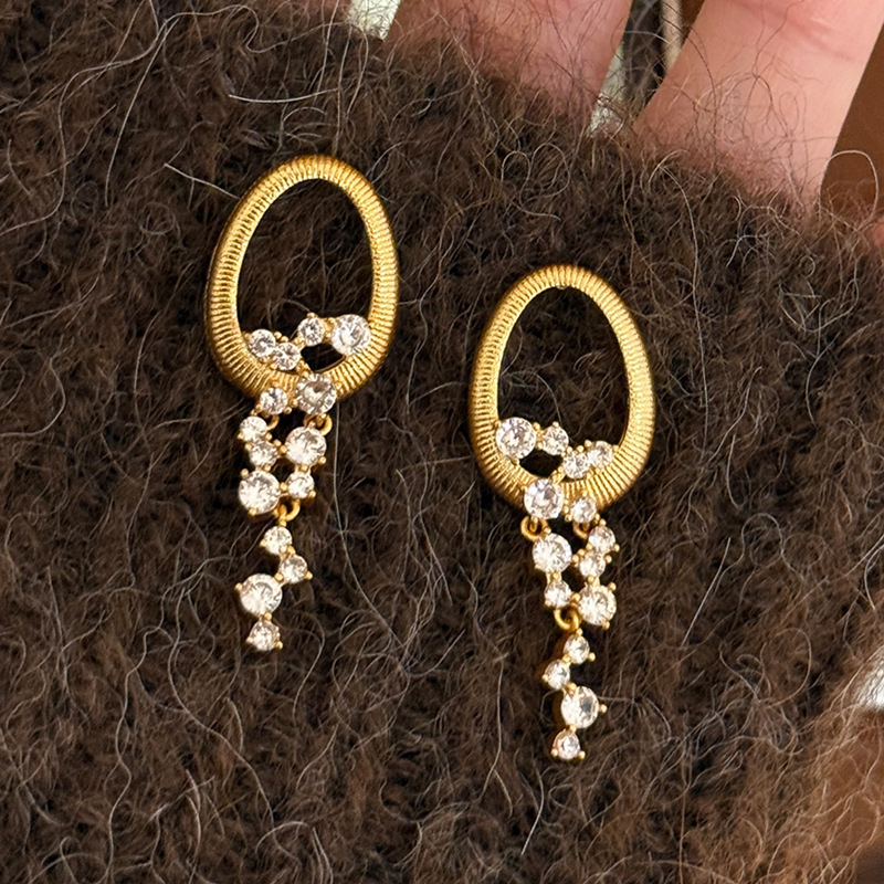 Silver Needle Inlaid Diamond Round Tassel Vintage Elegant High-end Personality Fashion Light Luxury Niche Earrings for Women - view 5