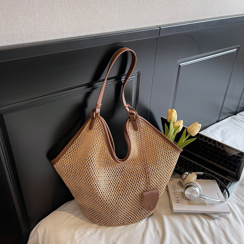 French-style Straw Summer Vacation Large Capacity New Woven Handbag Casual Shoulder Tote Bag