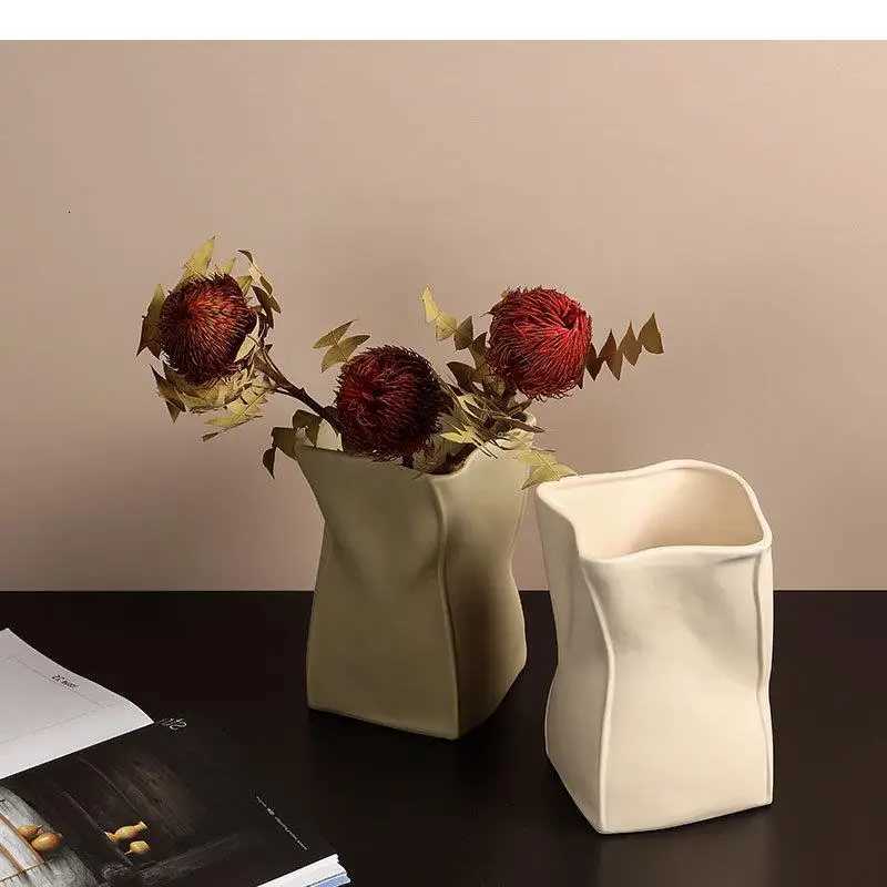 Square Bag Shape Ceramic Vase Desk Decoration Porcelain Floral Vases Flower Pots Decorative Arrangement Modern He Decor H251204