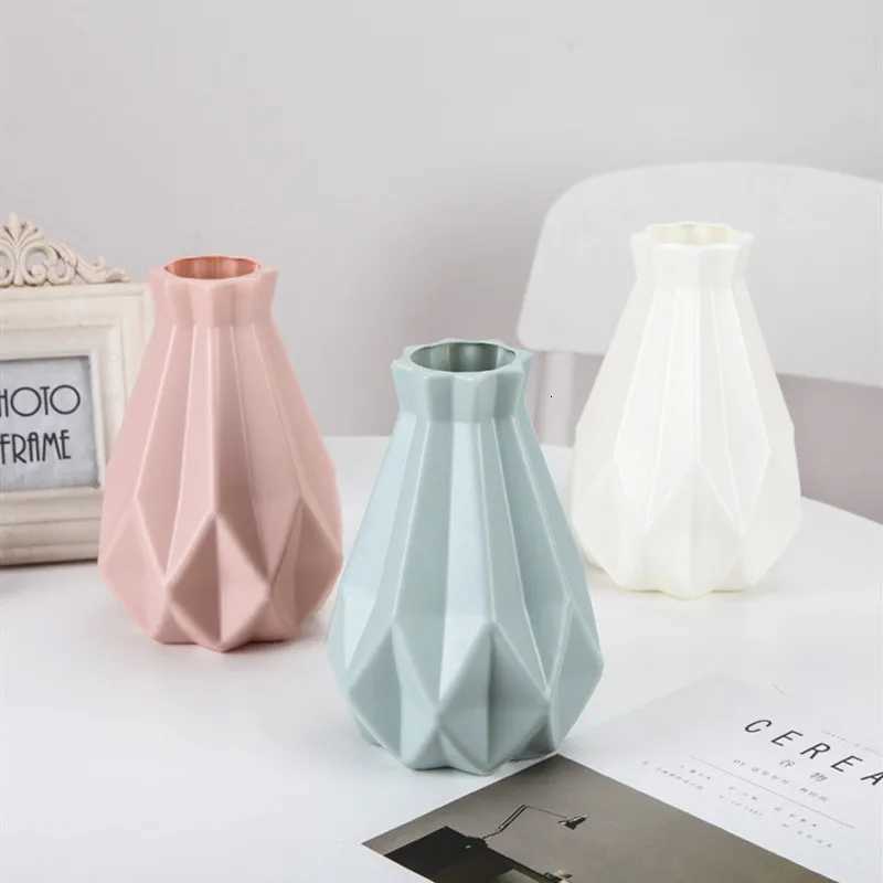 Flower Vase Decoration He Plastic Vase White Imitation Ceramic Flower Pot Flower Basket Nordic Decoration Vases for Flowers H251204