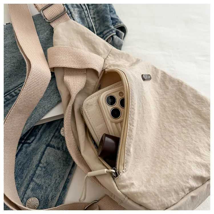 Fashionable Sporty Crossbody Bag Unisex Lightweight Waist Pack Single Shoulder Sling Bag for Men and Women Mobile Phone BagT251204