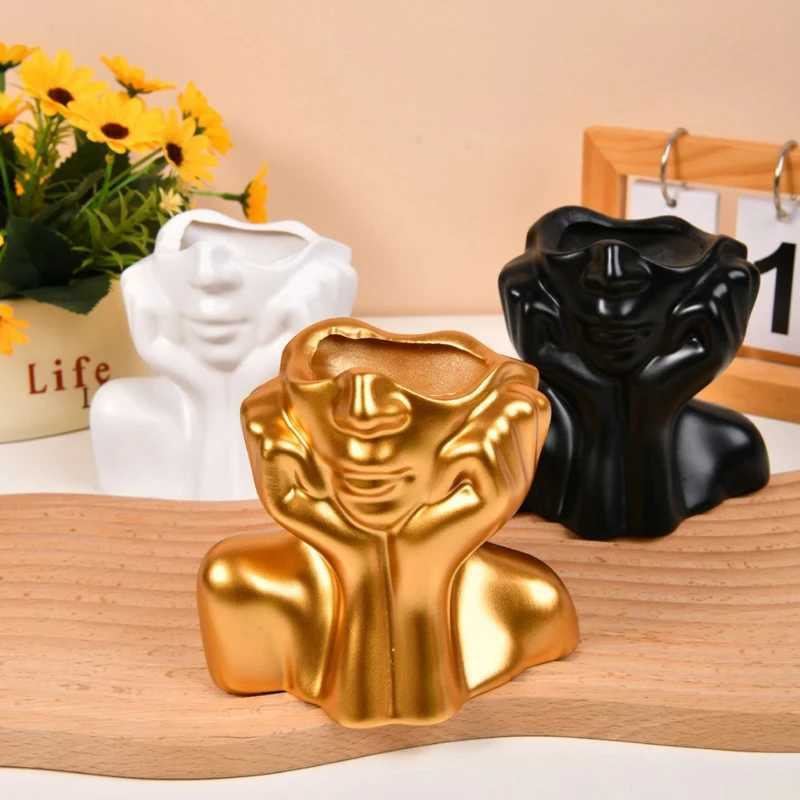 Fem Vase Resin Modern Vase for Garden He Living Ro Decoration Tabletop Art Statue Halloween Christmas Decoration H251204