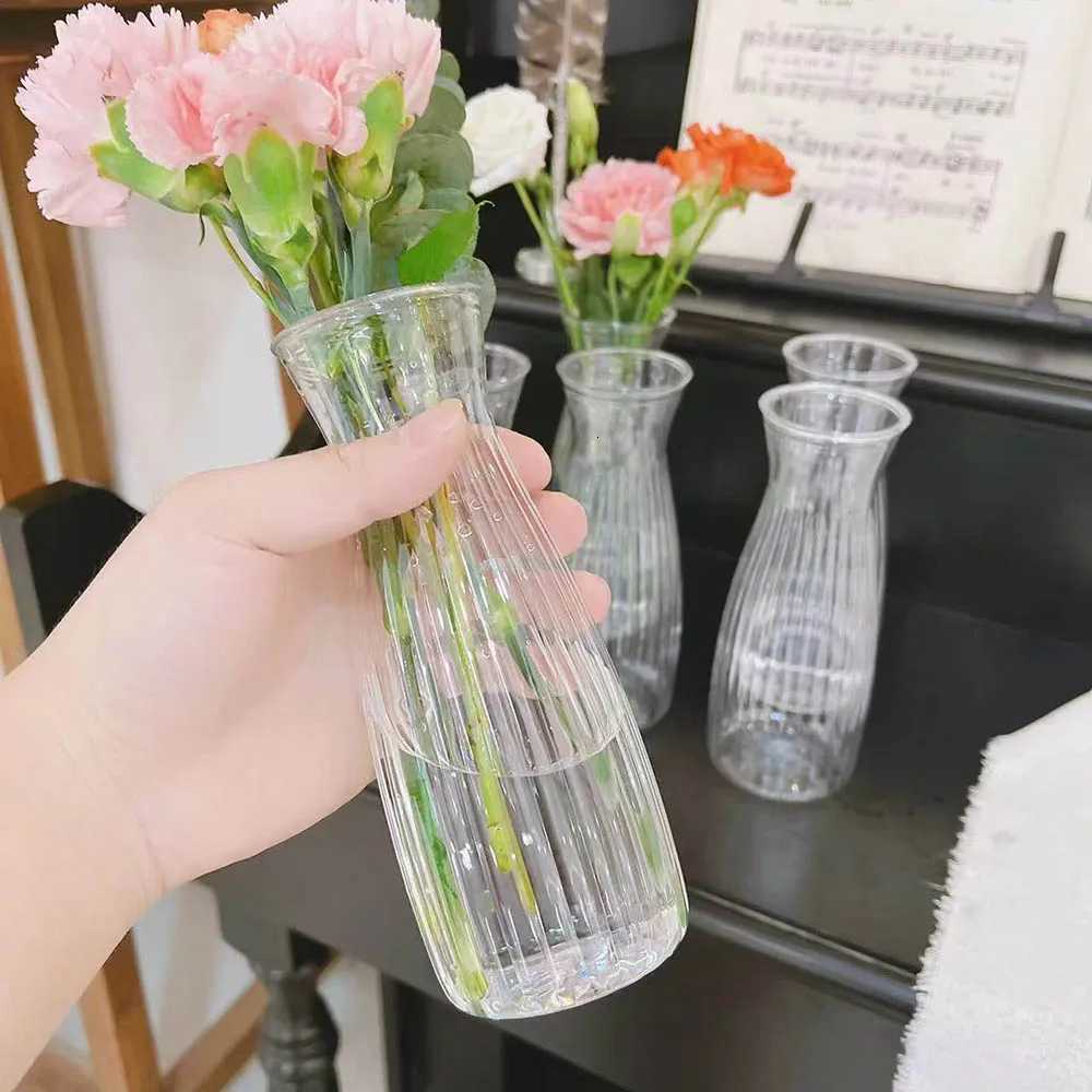 Nordic Transparent Plastic Vase Flower Arrangement Container Creative Hydroponic Plant Flower Vases He Living Ro Desk Decor H251204