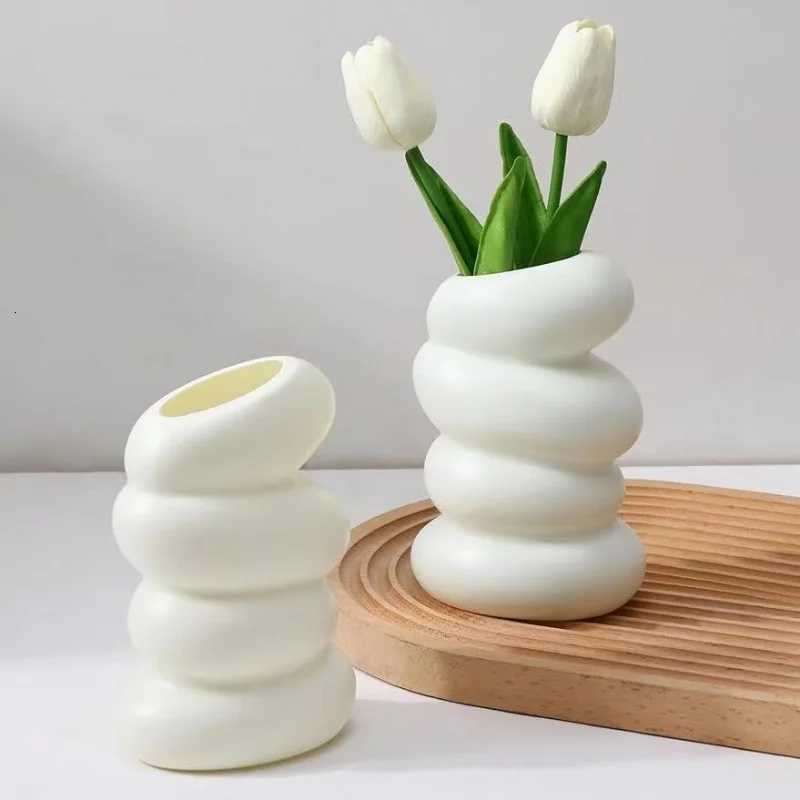 Plastic Vase Spiral Nordic Minimalist Imitation Gla Porcelain Creative Flower Arrangement Decoration Dry Wet Flower Vase New H251204