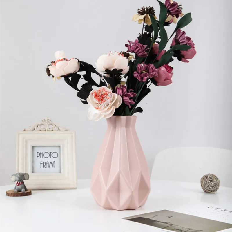 Flower Vase Decoration He Plastic Vase White Imitation Ceramic Flower Pot Flower Basket Nordic Decoration Vases for Flowers H251204