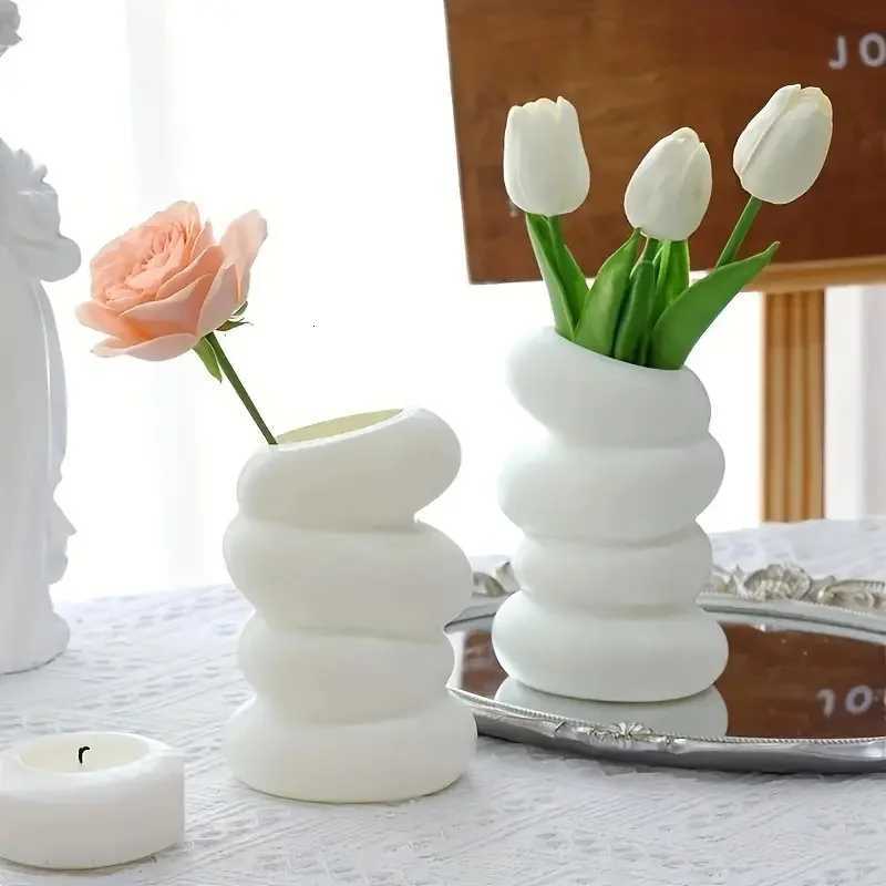 Plastic Vase Spiral Nordic Minimalist Imitation Gla Porcelain Creative Flower Arrangement Decoration Dry Wet Flower Vase New H251204