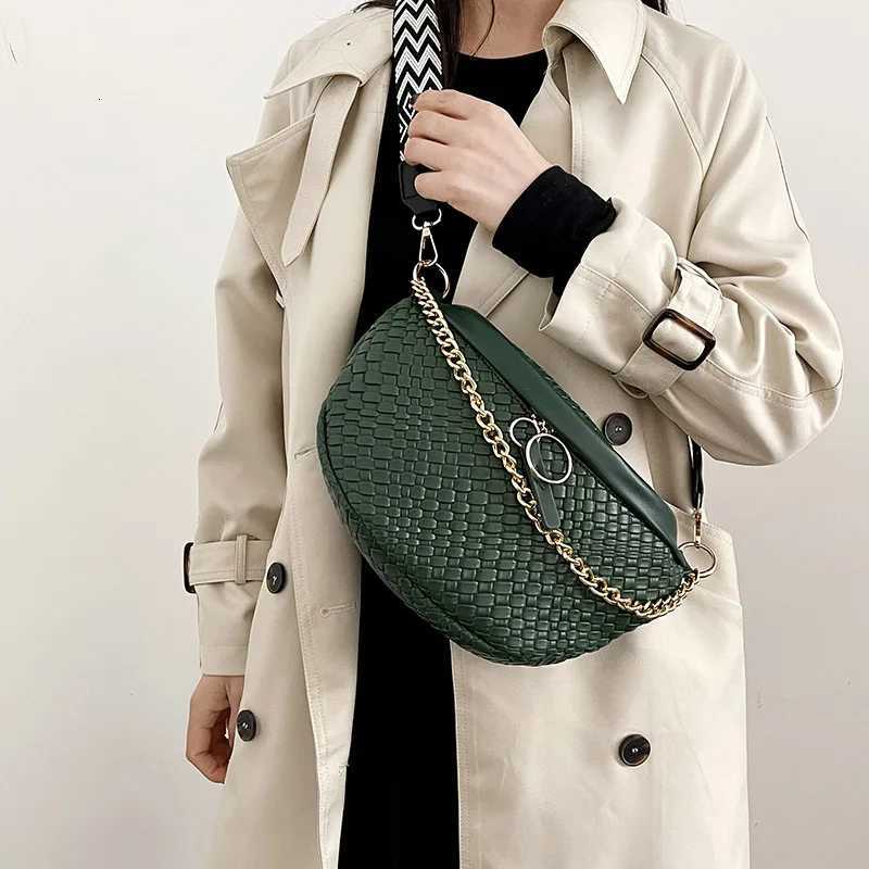 Woven pattern Waist Bag Ladies Fanny Pack High Quality Chest Bag Fashion Shoulder Bag Female Belt Purses Designer Crossbody BagsT251204