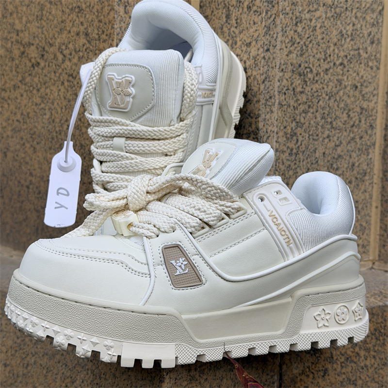 Free shipping Designer Casual Shoes 2025 Fashion Versatile Casual Shoes High Quality Light Luxury Casual Height Increasing Shoes