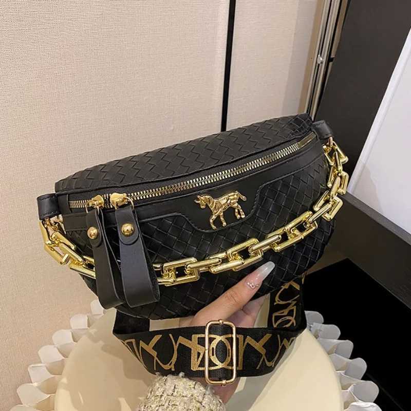 Stylish Braid PU Leather Fanny Pack For Women Luxury Thick Chain Waist Bag Trendy Applique Waist Pack Female Crossbody Chest BagT251204