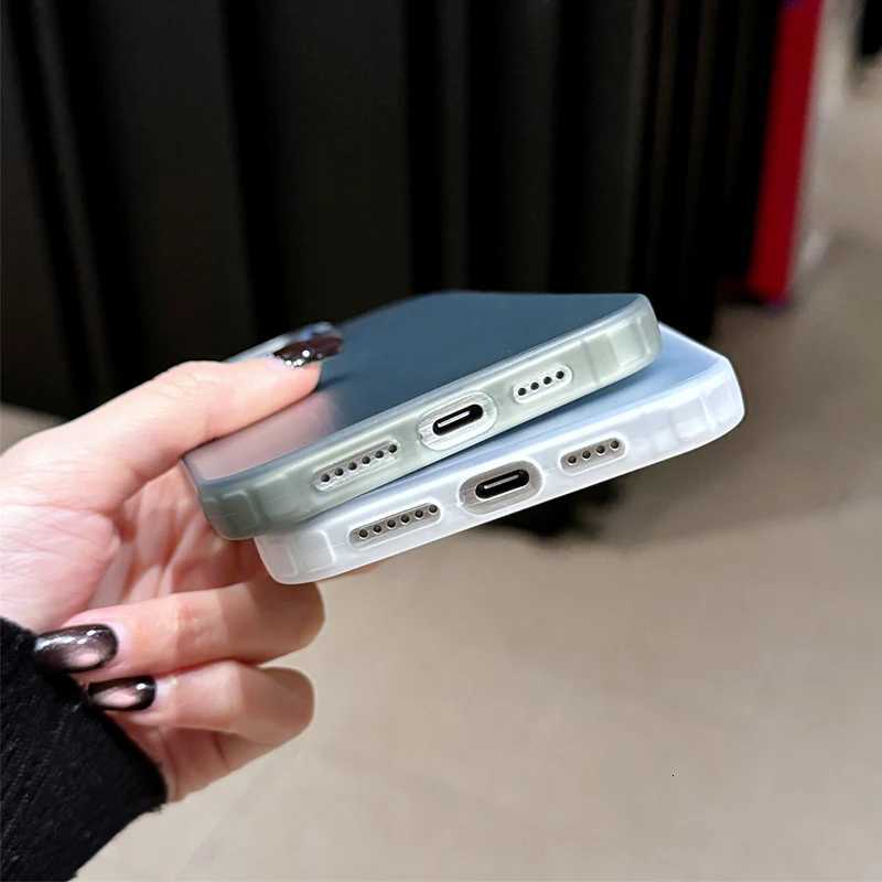 Courages Cowardly Dog Phone Case for IPhone 17 16 15 14 13 12 11 Pro Max Plus 17 Air 16E X XR XS Max Bumper Shockproof Cover H251203