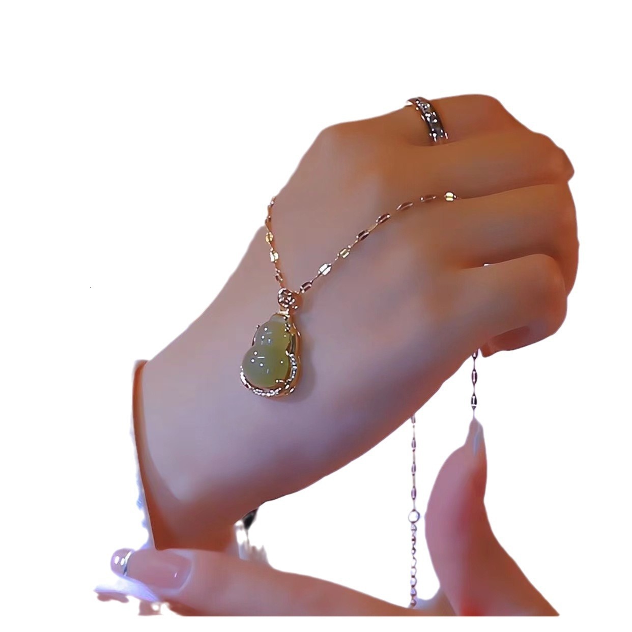 Gourd designer Micro Inlaid Full Diamond free shipping Necklace For Women Exquisite Versatile New luxury Light Luxury Super Shiny Collarbone Chain