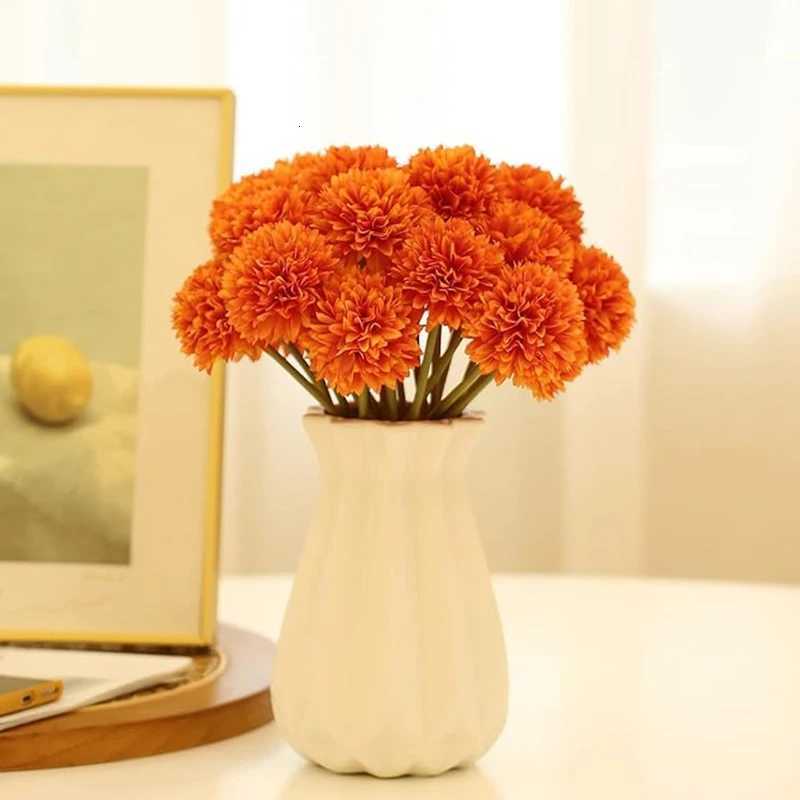 2/4Pcs Fall Artificial Flowers Decor Silk Daisy Artificial Bouquet for He Wedding Decor Party Halloween Decoration Fake Flower H251204