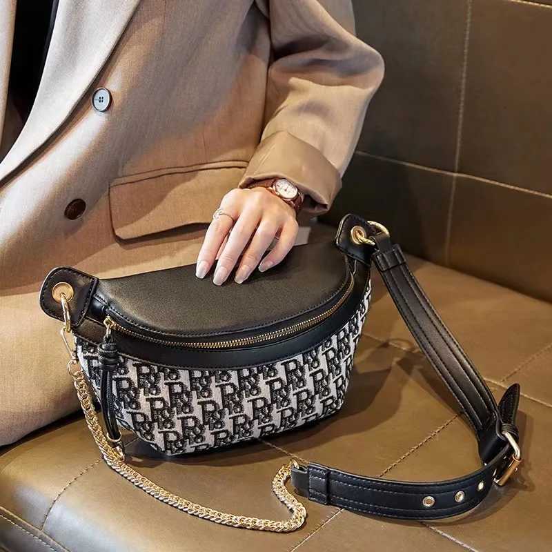 2025 new womens bag casual saddle fashion waist bag dumpling versatile messenger womens breast bag trendT251204