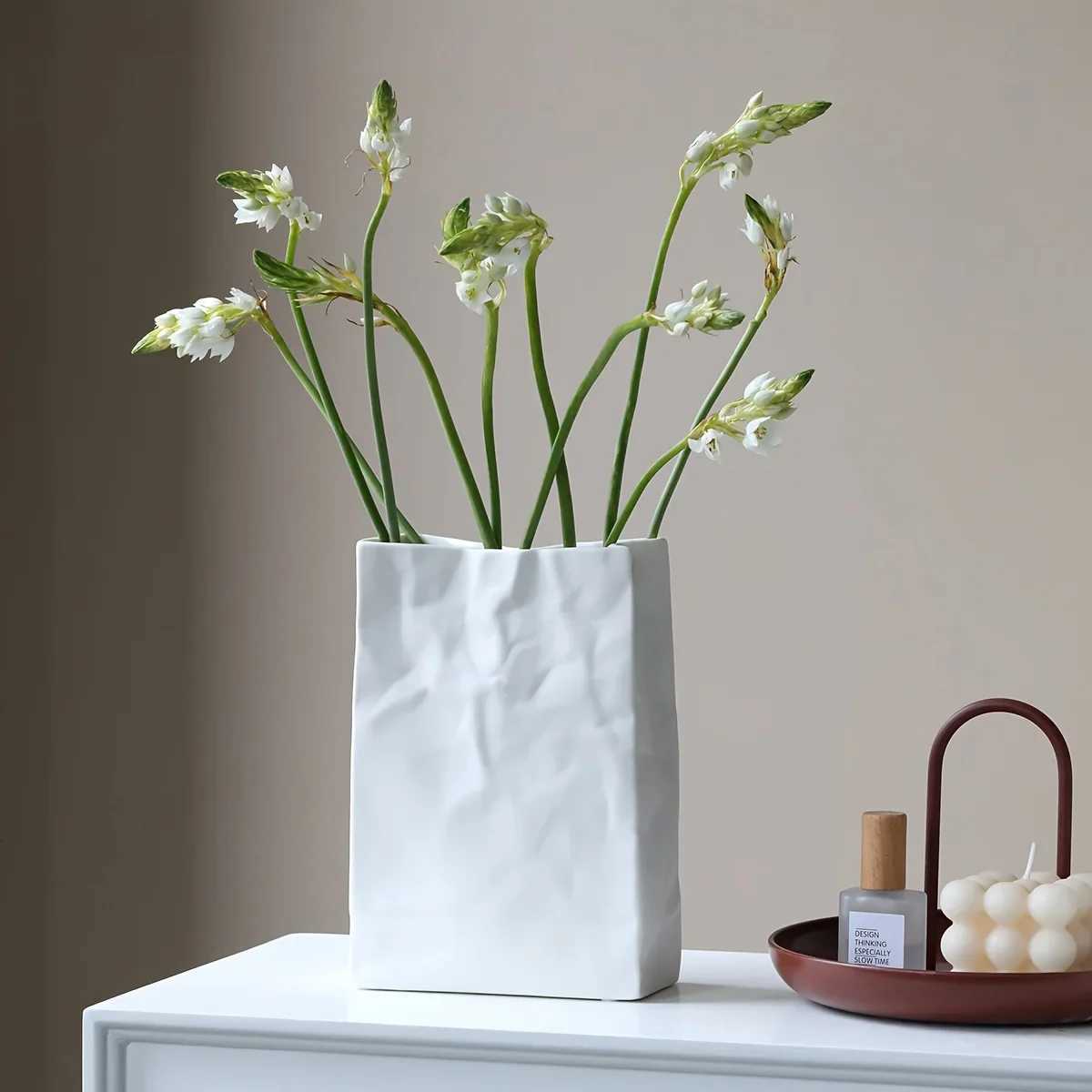 1pc Crinkle Paper Bag Vase Minimalist Nordic Boho Style Ceramic Vase for Modern He Decor Wedding Party Gift H251204