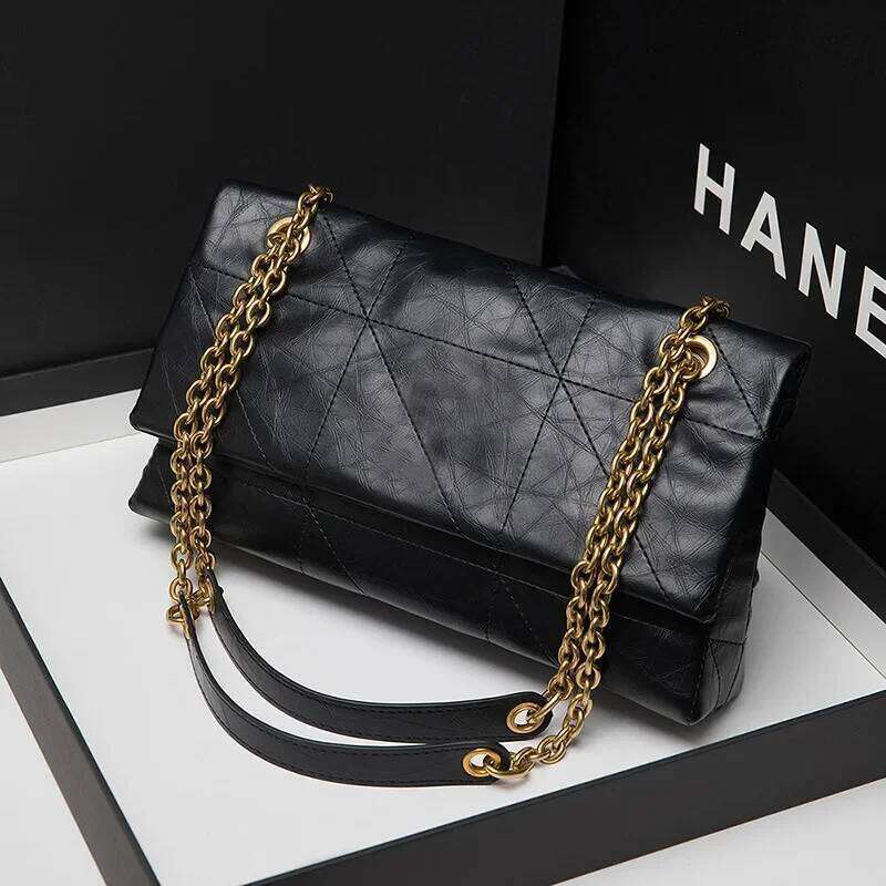 Luxury Bag Designer High End Feely Forest Autumn Winter New Small Fragrance Chain Shoulder Versatile Crossbody Underarm Folding Bag