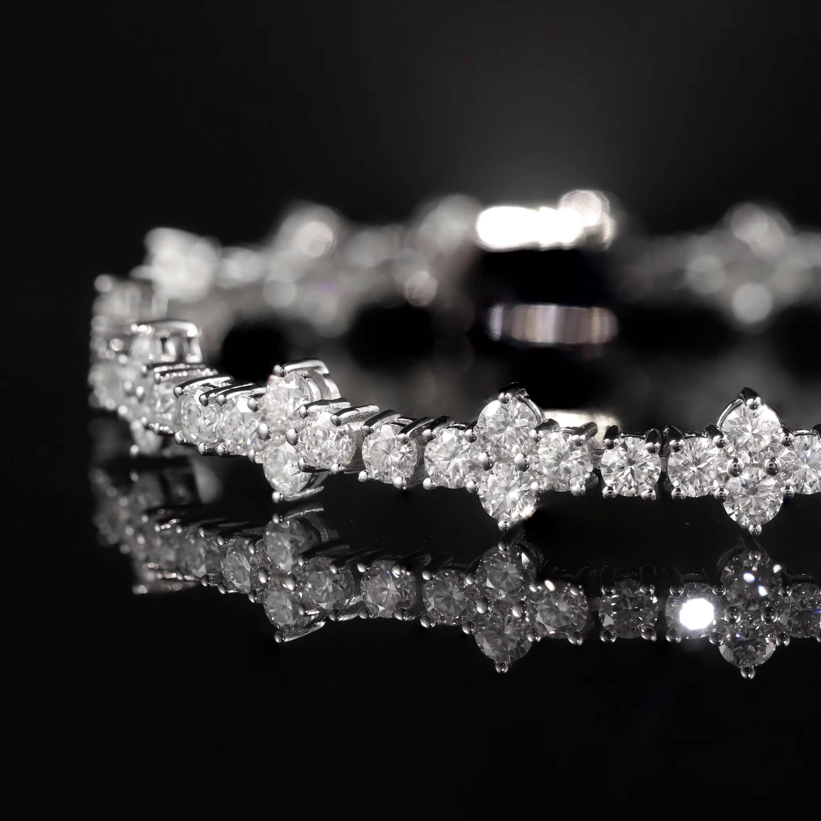 Abiding New Alternating Bracelet Design 10K 14K White Gold VVS Moissanite Iced Out Four Leaf Clover Cross Tennis Bracelet